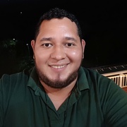 eduardo luis 35 San Salvador