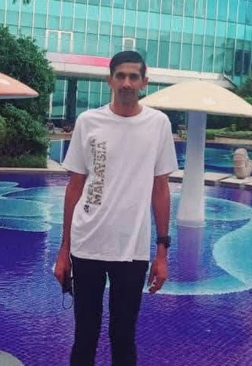 Malik Naeem (@maliknaeem) — my photo № 1