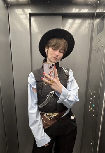 Mira (@mirasett) — my photo № 3