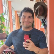 Christian 36 Ambato