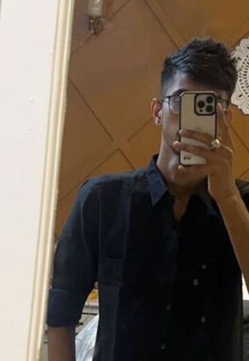 Hrishabh (@hrishabh1999) — my photo № 1