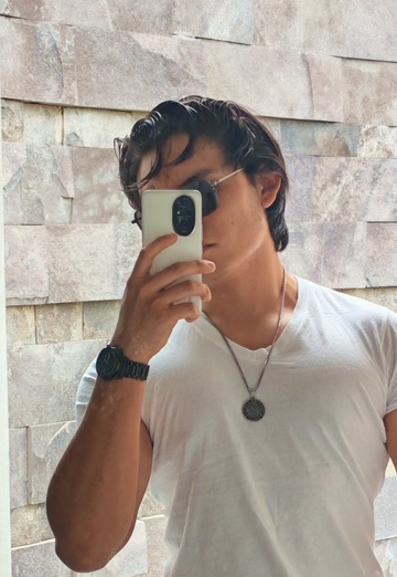 Omar (@omar5283) — my photo № 2