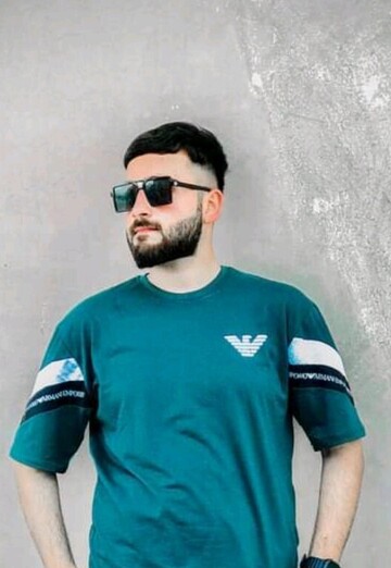 Mr (@mr1879) — my photo № 1