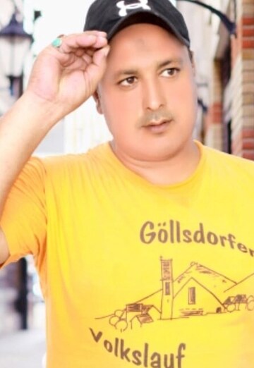 Amjad Perveez (@amjadperveez) — my photo № 1