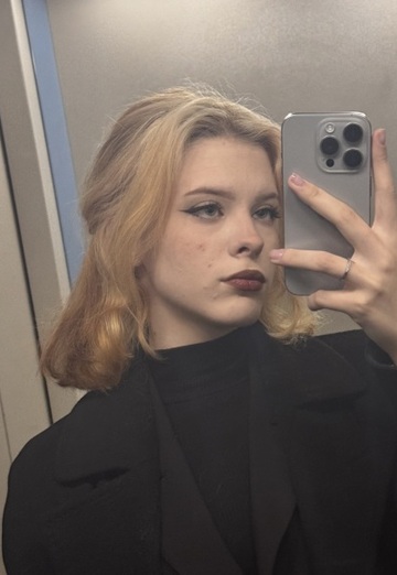 Lili (@lili5272) — my photo № 2