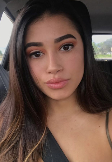 Lydia (@lydia485) — my photo № 1