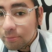 Luis 37 Santiago