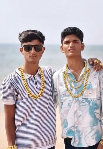 Karan Kodiyatar (@karankodiyatar) — my photo № 1