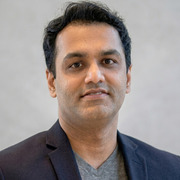 Karthik Raghu 38 Varsovia