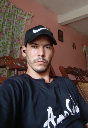 Ariel (@ariel589) — my photo № 1