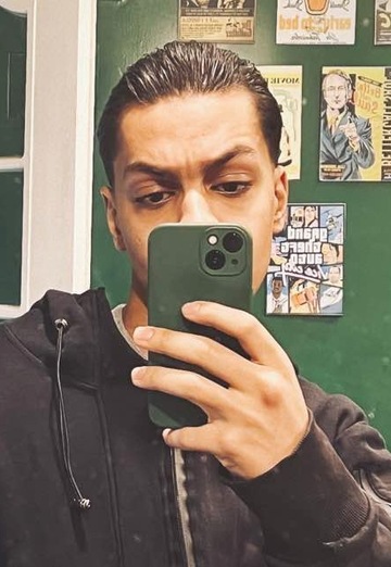 Ali (@ali88720) — my photo № 3