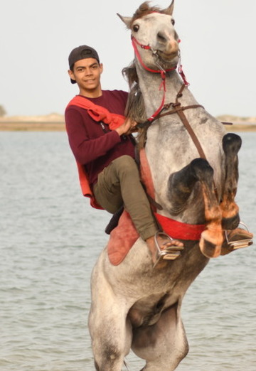 Amna (@amna72) — my photo № 1