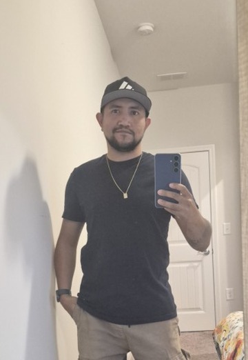 My photo - Efrain, 30 from Fayetteville (@efrain57)