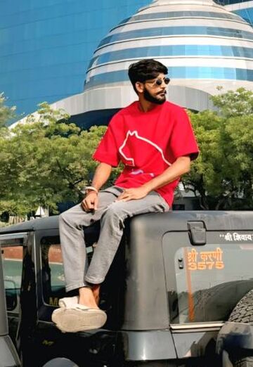 Lakshya (@lakshya19) — my photo № 3