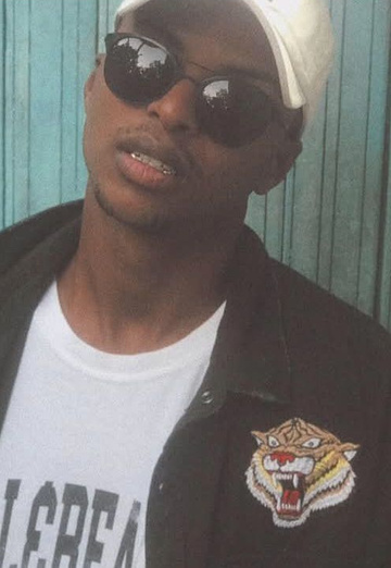 Ariel (@ariel743) — my photo № 1