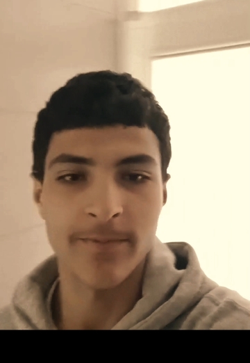 Yacine (@yacine145) — my photo № 1