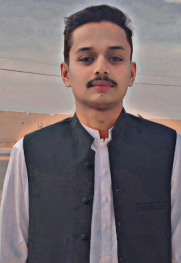 Zain Ahmad (@zainahmad0) — my photo № 1