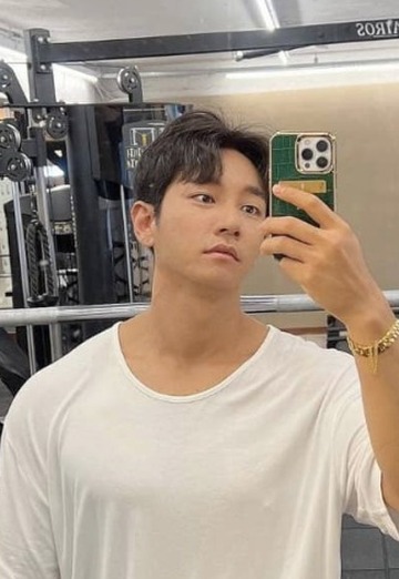 Haneul (@haneul23) — my photo № 1