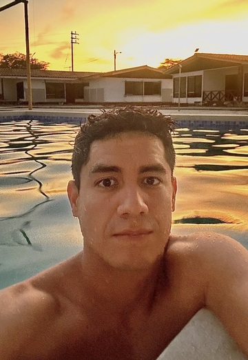 Victor Eden Menéndez (@victoredenmenndez) — my photo № 1