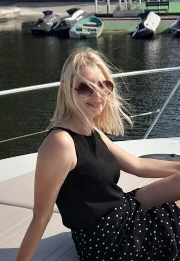 Liliya (@liliya42533) — my photo № 1